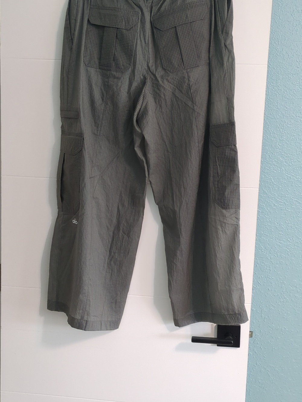 Alo Yoga Semi-Sheer Women's Cargo Jogger Wide Leg Ankle Pants Olive Green Summer - Picture 7 of 8